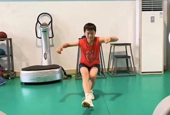 97激碰免费视频